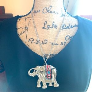 Tarsmanda Silvertone Elephant Chain Necklace